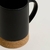 Mug conico negro base corcho en internet