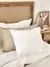 Almohadon tussor con relleno- off white