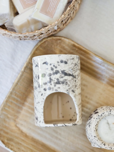 Hornito jaspeado alto