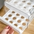 Cajon de 2 pisos para 40 huevos con base blanca