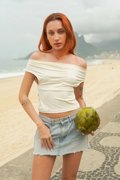 Top “Gaia” Crema - comprar online