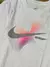 Camiseta Nike Swoosh Cromic (branca) - comprar online