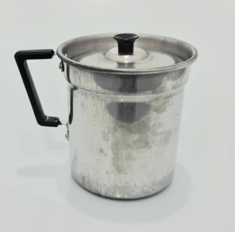 LEITEIRA COM TAMPA EM ALUMÍNIO VIROLA NELSOMAR