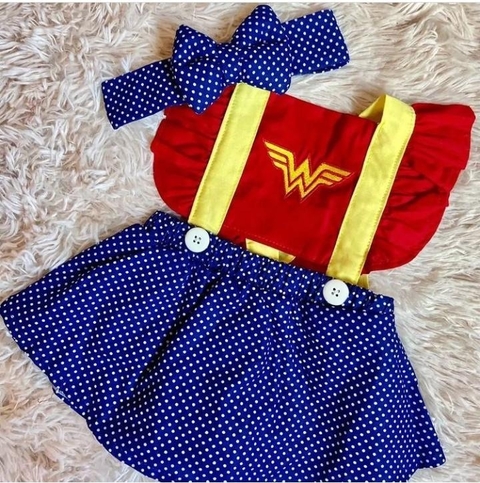 Salopete Mulher Maravilha