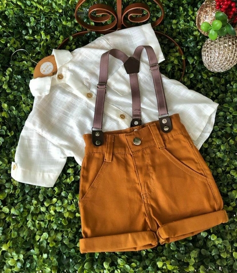 Camisa+Bermuda Mostarda com Suspensório