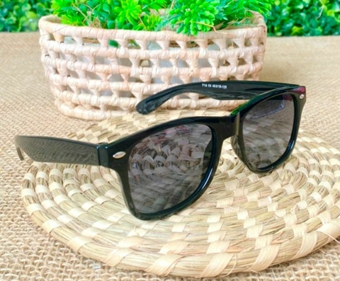 Oculos De Sol Infantil Classico Unissex