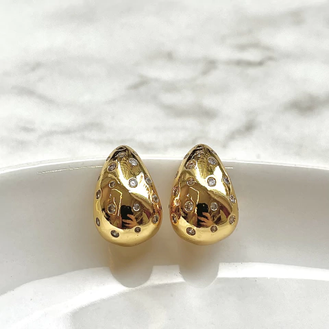 Brinco Gota com Pontos de Luz