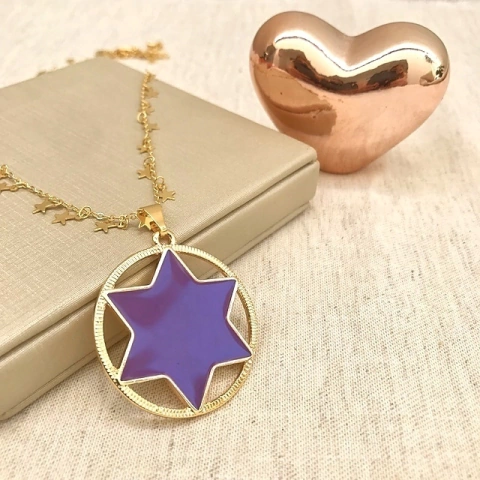 Colar Medalha de Estrela Lilás Ouro