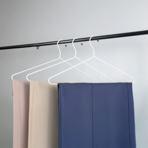 Cabide Tintureiro Simples Quarta Camisa Calça Reforçado - comprar online