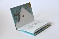 Passport Case - Map on internet