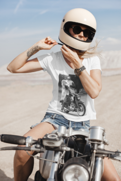 Remera Blanca Moto @bysandromolinari en internet