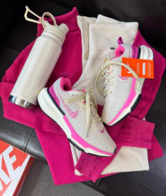 ZOOM X INVINCIBLE RUN 03 - comprar online