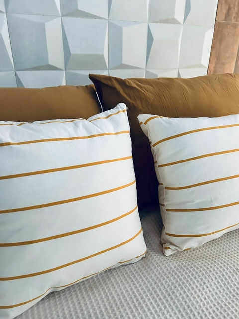 ALMOHADON 40x40 Lineas mostaza - comprar online