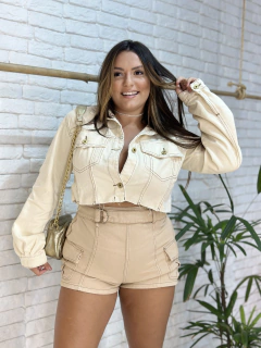 Short cargo jeans