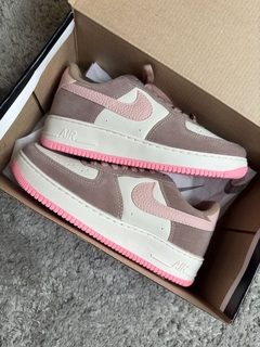 TENIS AIR LOVE FORMA NORMAL na internet