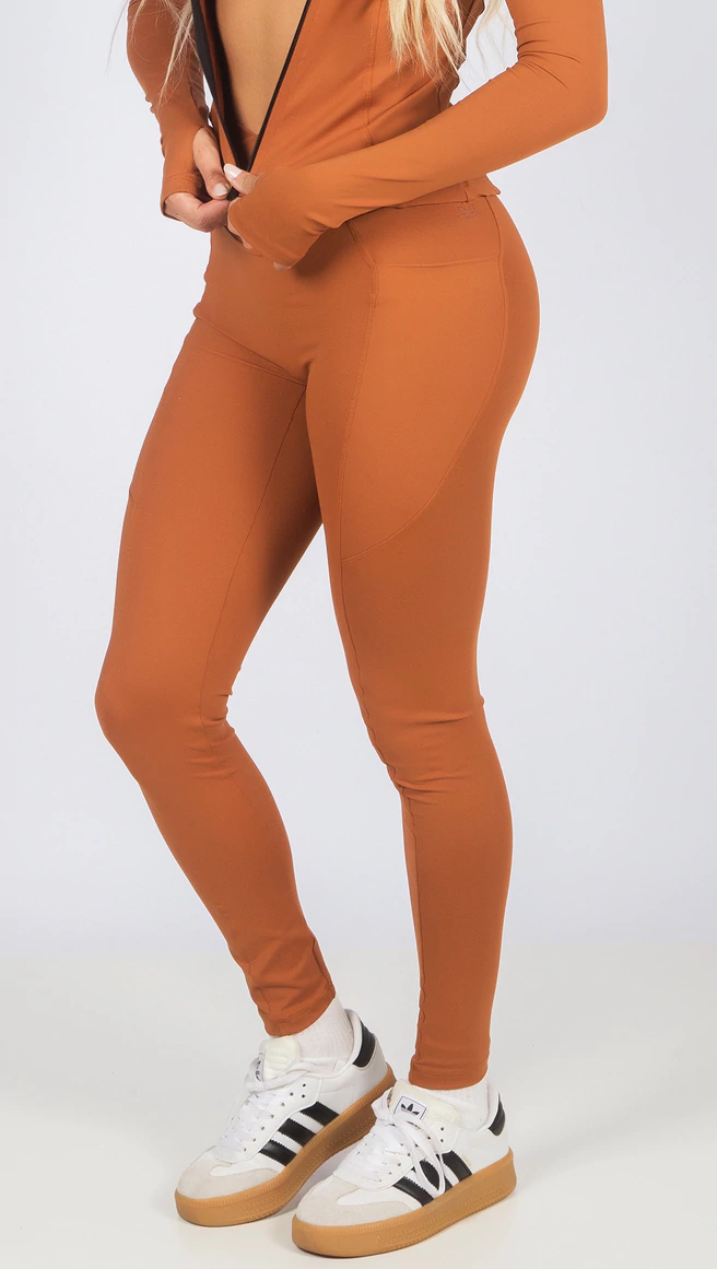 LEGGING iNFINITY COM BOLSOS CARAMEL