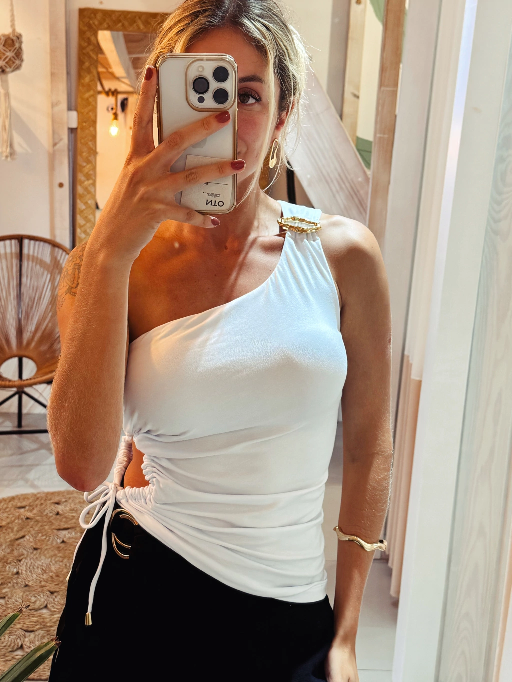 BLUSA OMBRO SÓ PIPA BRANCA