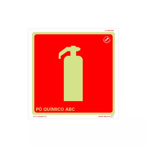 Placa de sinalização fotoluminescente indicando extintor de pó químico ABC, com fundo vermelho e símbolo de extintor em verde claro.