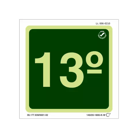 Placa de sinalização fotoluminescente indicando o 13º andar, com fundo verde e números em destaque.
