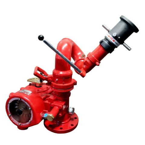 Canhão monitor fixo flangeado com movimento horizontal automático em destaque, pintado de vermelho, utilizado em sistemas de combate a incêndio.