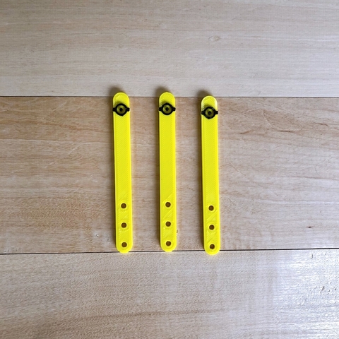 Ice Pop 13 – Palitos Minion x 12 unidades