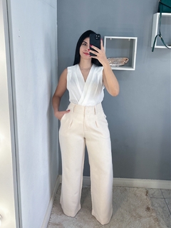 Calça pantalona alfaiataria cós duplo na internet