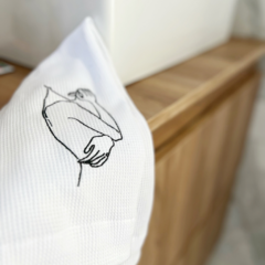 Combo organizador de ducha + toalla de mano bordada en internet