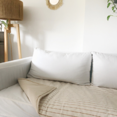 Pillow beige y rayado 180x90 en internet