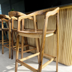 Banqueta Escobar Petiribi - comprar online