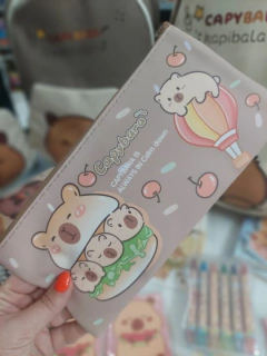 CARTUCHERA CAPYBARA SIMPLE ZIPPER BAG ALWAYS - comprar online