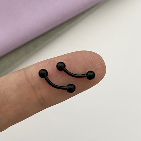 Piercing Banana Basico Preto 7mm