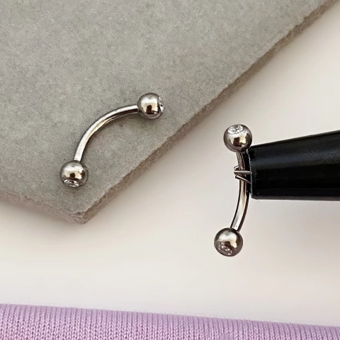 Piercing Titânio Banana Cravação Inglesa 8x1.2mm - comprar online