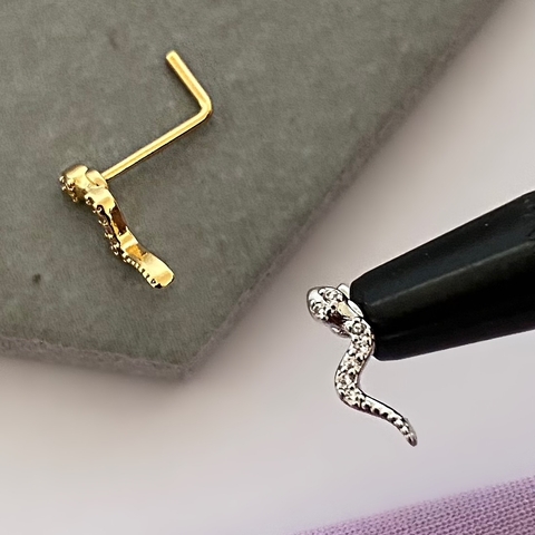 Piercing Nostril Cobra Cravejada - comprar online