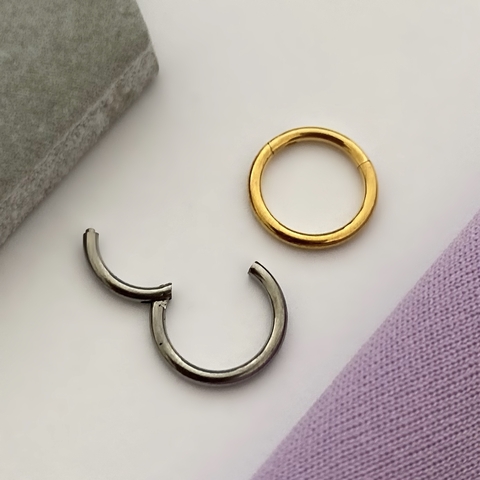 Piercing Titânio Segmentada Lisa 8x1.2mm