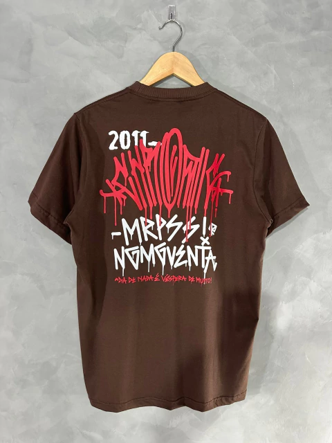 Camiseta Chronic Manifesto Marrom - comprar online