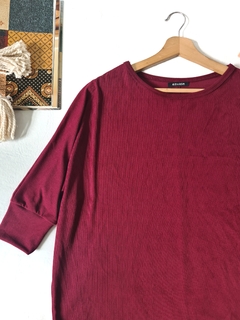 Remera Lisboa bordo - Envase