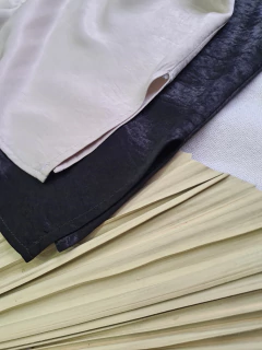 Blusa seda Rufina beige - comprar online