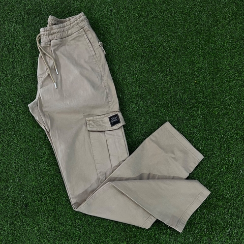CALÇA JOHN CARGO RETA BEGE