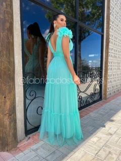 VESTIDO DE FESTA LONGO TRÊS MARIAS TENDÊNCIA FLOR NO OMBRO FRANÇA