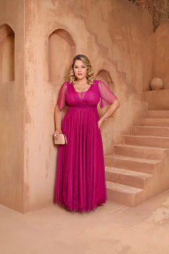 VESTIDO DE FESTA LONGO PLUS SIZE COM BRILHO LUXEMBURGO na internet