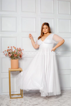 VESTIDO DE FESTA LONGO PLUS SIZE TULE COM BRILHO LIBÉRIA - comprar online
