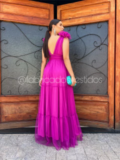 VESTIDO DE FESTA LONGO TRÊS MARIAS TENDÊNCIA FLOR NO OMBRO FRANÇA - comprar online