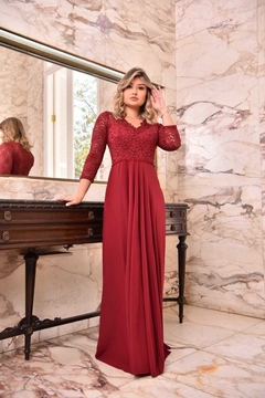 VESTIDO DE FESTA LONGO COM RENDA COM BRILHO BERLIM na internet