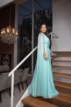 VESTIDO DE FESTA TENDÊNCIA LONGO TULE COM BRILHO CAPA ORLANDO na internet