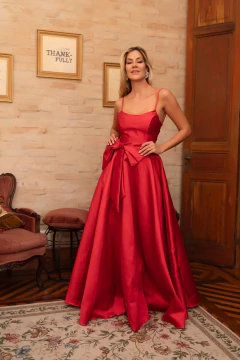 VESTIDO DE FESTA LONGO TENDÊNCIA COM ALÇA E LAÇO BOLONHA na internet