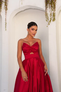 VESTIDO DE FESTA LONGO TOMARA QUE CAIA COM BOLSO TOLEDO na internet