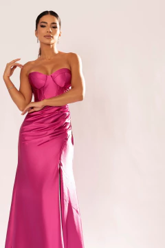 VESTIDO DE FESTA TENDÊNCIA FASHIONISTA TOMARA QUE CAIA COM FENDA SALAMANCA