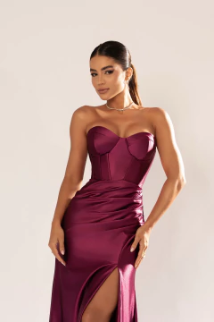 VESTIDO DE FESTA TENDÊNCIA FASHIONISTA TOMARA QUE CAIA COM FENDA SALAMANCA na internet