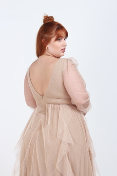 VESTIDO DE FESTA MANGA LONGA PLUS SIZE TULE COM BRILHO SAIA CASCATA MARESIAS - Fábrica dos Vestidos