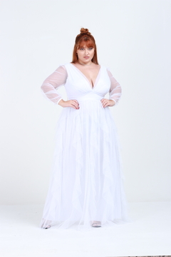 VESTIDO DE FESTA MANGA LONGA PLUS SIZE TULE COM BRILHO SAIA CASCATA MARESIAS na internet